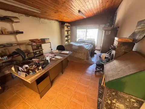 Galpon en Alquiler en Sarandi, $ 2.300.000