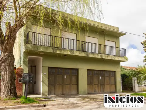 Departamento: Olmos N° 130 E/ Marano y Espora - Mar de Ajó - C996