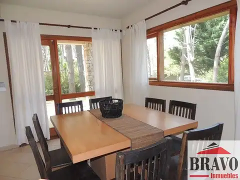 Casa en Venta en Mar de las Pampas, USD 232.000