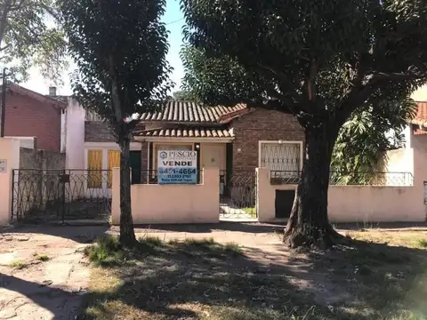 Casa a la venta de 3 Ambientes en Loma Hermosa
