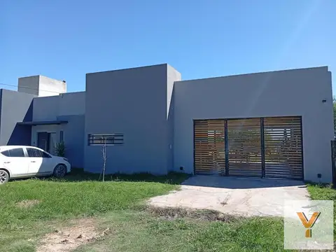 Casa en venta - 3 Dormitorios 2 Baños - Entre Ríos