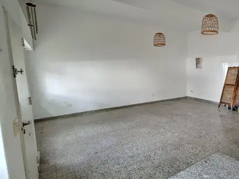 Depto Tipo Casa Monoambiente con 1 baño