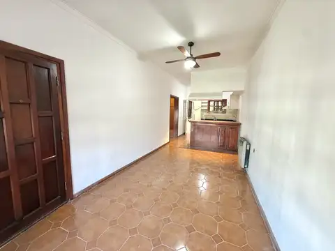 Depto Tipo Casa en Alquiler de 2 dormitorios