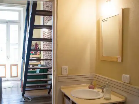 Duplex Tipo Loft con Balcón - San Telmo