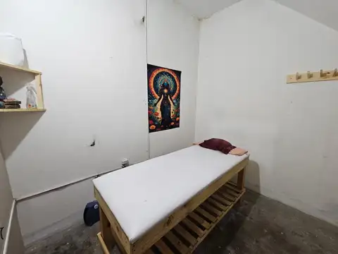 Local en Alquiler en Berazategui Oeste, $ 300.000