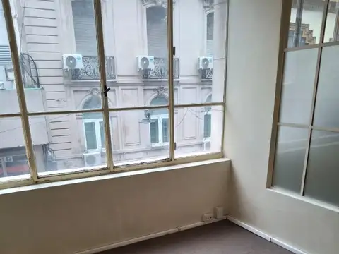 OFICINA 75MTS LUMINOSA