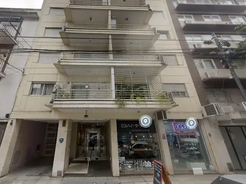 2 ambientes al frente con balcon impecable 1 cdra. de Cabildo pileta parrilla