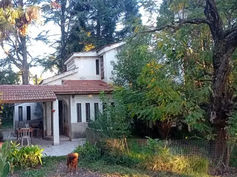 CASA DOS PLANTAS - PARQUE 3105MTS2 - PISCINA - GARAGE-