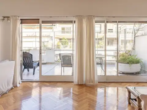 Dúplex exclusivo con balcón aterrazado y 2 cochera