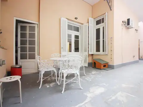 3 ph en bloque modernizados, luminosos y c patio/tza y parrilla muy buen estado