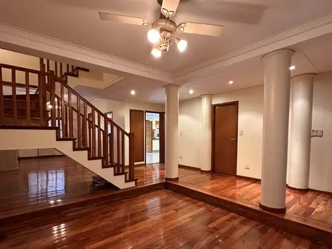 Venta Casa Cinco Ambientes