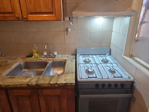 Depto Tipo Casa en Alquiler de 2 dormitorios