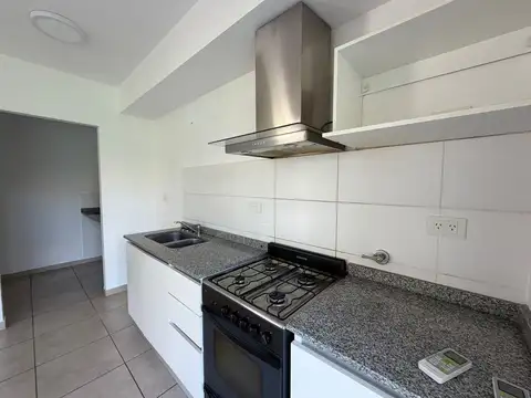 Casa en Alquiler con 1 cochera