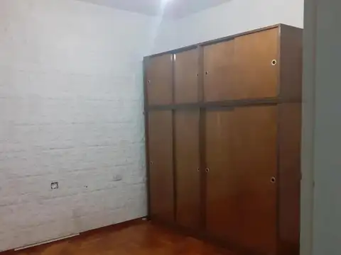 Colón 2200