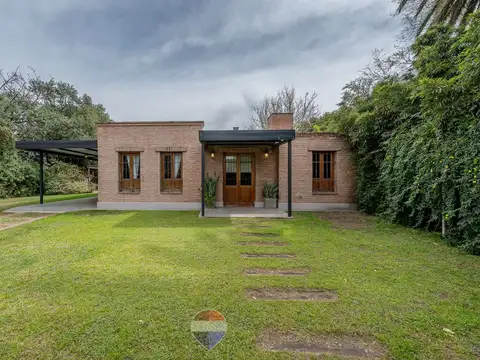 VENTA CASA 3 DORMITORIOS+PILETA VILLA ALLENDE CBA