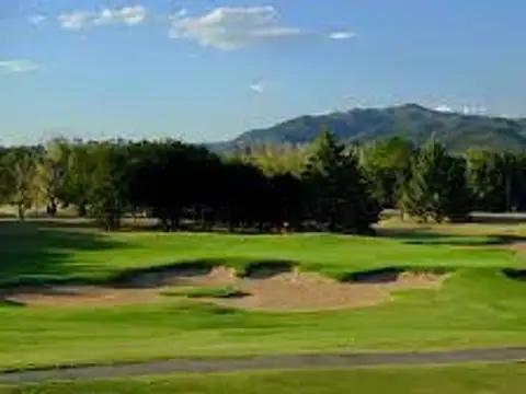 Terreno en Venta de 962,0 m2