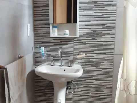 Depto Tipo Casa en Venta de 5 ambientes