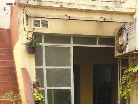 PH en venta c/ cochera en Monte Castro