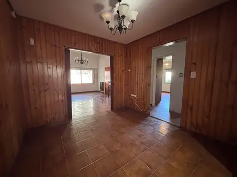 Casa en venta en Martinez - 3 ambientes con escritorio