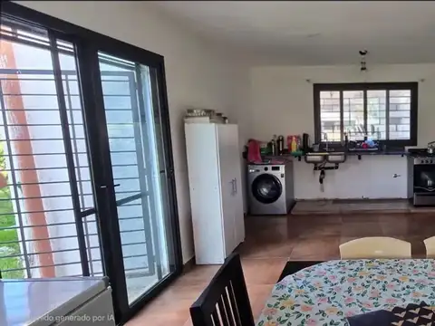 Casa 5 ambientes con 2 baños