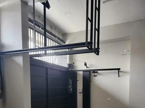 VENTA DE GARAJE CON 44 COCHERAS SUBSUELO Y PLANTA BAJA EN VILLA SANTA RITA
