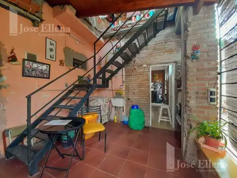 Av. Provincias Unidas al 300