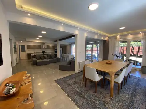 Avenida República de China 1400