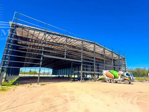 Nave Industrial Uriburu al 3300