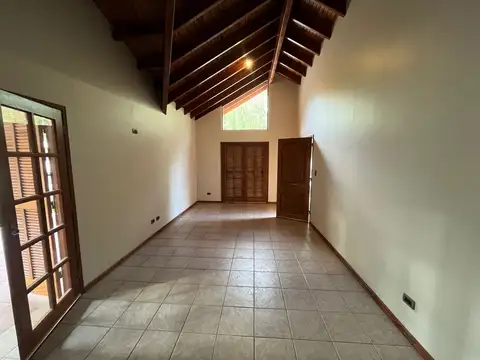 Casa en alquiler Barrio Dalvian 3 Dorm