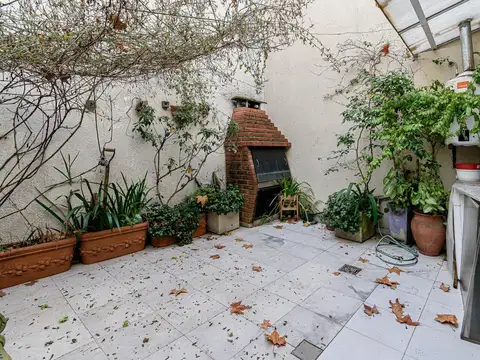 Duplex de 3ambientes / Venta / V. Urquiza| Patio y Parrilla