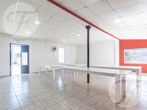 Local en Venta en Santa Lucia, USD 90.000