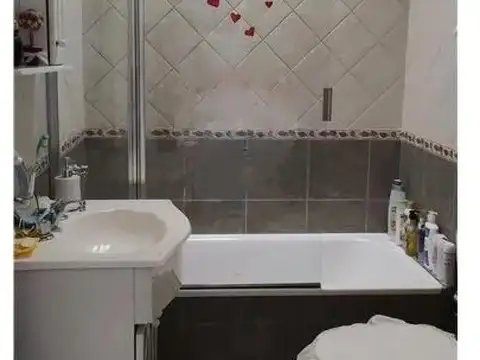 Depto Tipo Casa 2 ambientes con 1 baño