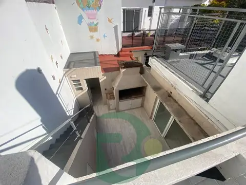 Depto Tipo Casa en Venta con 1 cocheras
