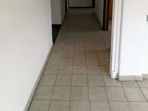 Departamento tipo casa en venta en Moron Sur mas  Dpto 3 ambientes