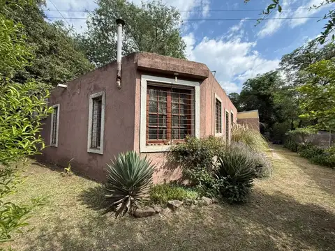 VENTA CASA UNQUILLO 2 DORM QUINCHO Y PILETA