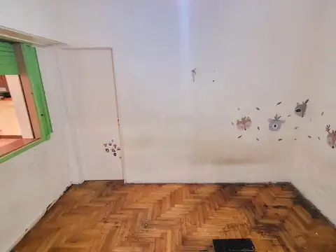 Depto Tipo Casa en Venta 50 años