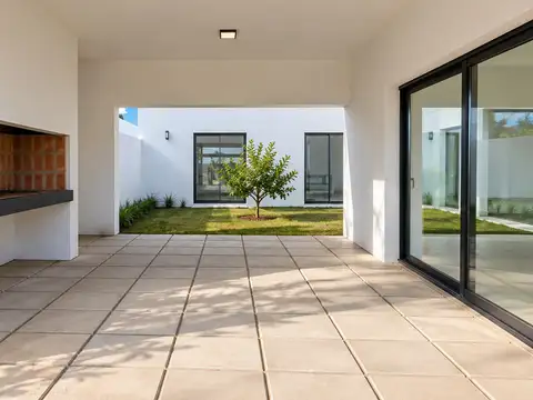 Casa en Venta en Pampas De Manantiales, USD 295.000