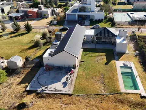 Casa en Venta en Cipolletti, USD 450.000