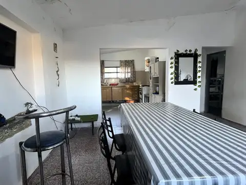 VENTA CASA DOS DORM CON PILETA EN SAN ROQUE