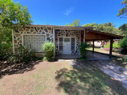 AVENIDA 8 Y PASEO 123 N°2033