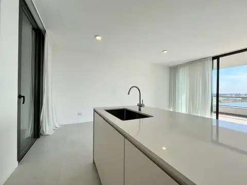 Departamento en Alquiler con 2 cocheras