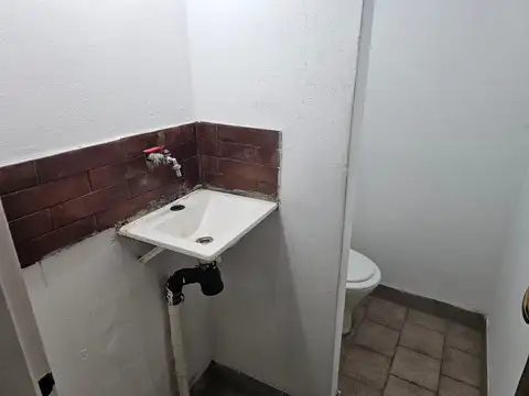 Local en Alquiler en Villa Lugano, $ 600.000