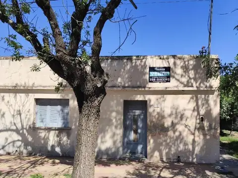 CASA A REFACCIONAR CON TERRENO DE 750M2