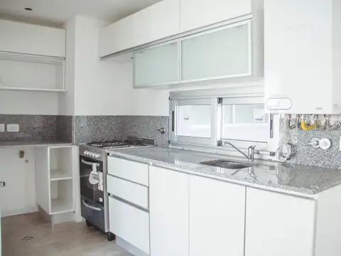 Departamento en Alquiler con 1 cocheras