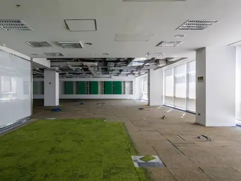 Av. Libertador 6300, Piso 4