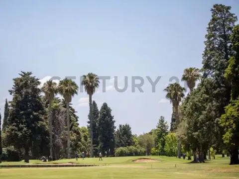 Terreno en Venta 33  mts Fondo