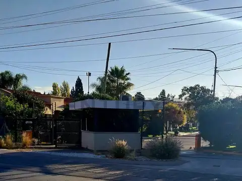 Azcuenaga , Piso 0