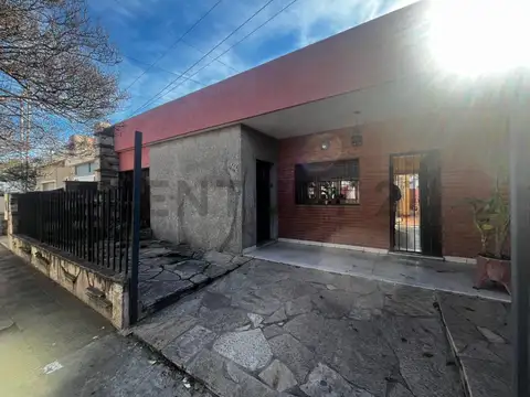 CASA EN VENTA! B° Providencia, 3 Dormitorios