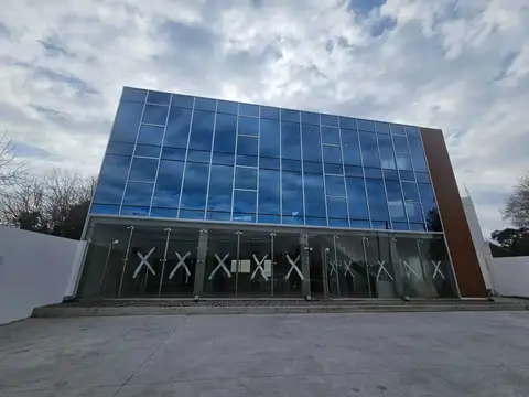 edificio/local sobre colectora en Venta en Pilar,  G.B.A. Zona Norte