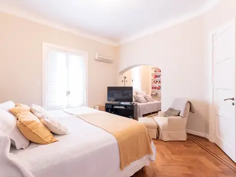 BURATTI venta importante residencia 9 ambientes Olivos